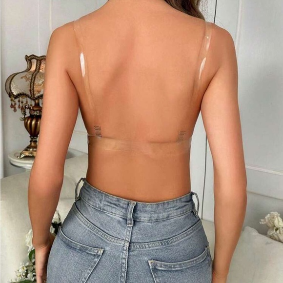 Women's Nude Colored Strapless Invisible Bra With Transparent Shoulder Straps - Picture 2 of 7